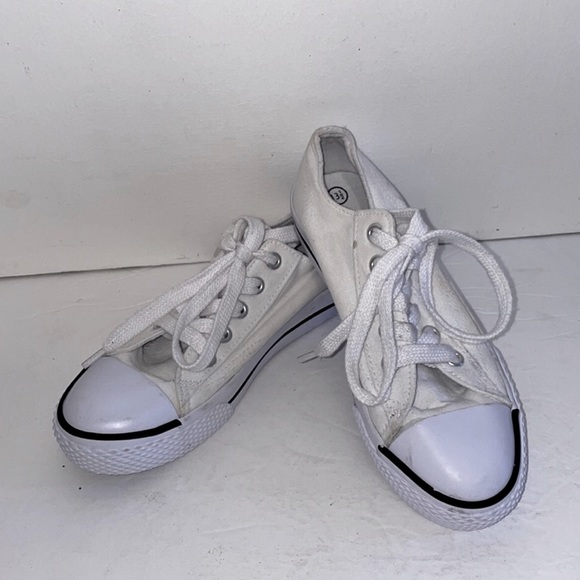 🔵👑”KIDS” AIRWALK WHITE CANVAS LOWTOP SNEAKERS - Picture 8 of 11